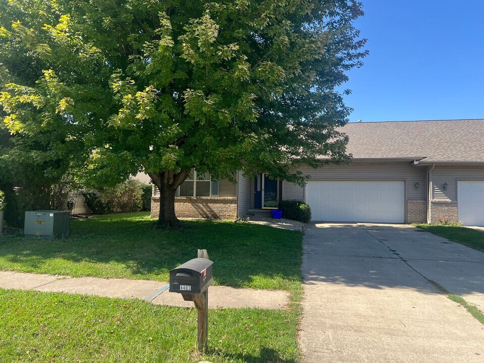 4403 Harvard Dr in Springfield, IL - Building Photo