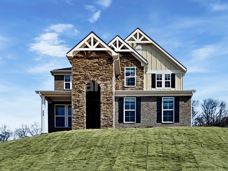 223 Malayna Dr S in Hendersonville, TN - Building Photo