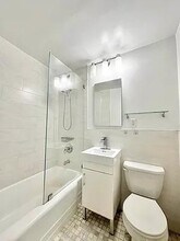 88 Bleecker St in New York, NY - Building Photo - Building Photo