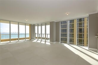 17875 Collins Ave, Unit # 2706 in Sunny Isles Beach, FL - Building Photo - Building Photo