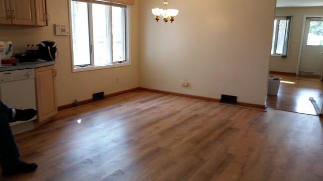 10 Parkdale Dr in Lancaster, NY - Building Photo - Building Photo