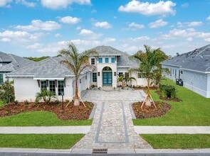 7964 Mainsail Ln in Sarasota, FL - Building Photo - Building Photo