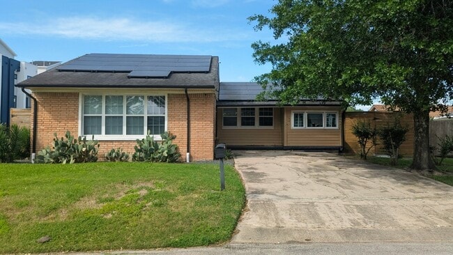 property at 3571 Daphne St