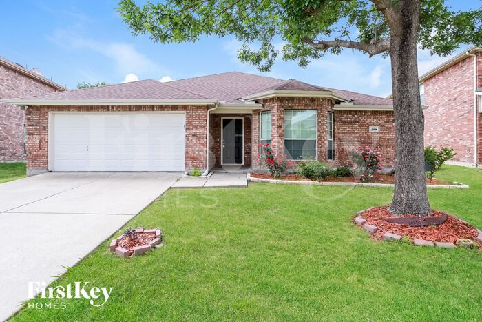 208 Flatwood Dr in Little Elm, TX - Building Photo