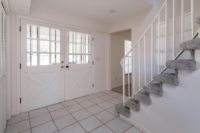 240 Slade Dr in Longwood, FL - Building Photo - Building Photo