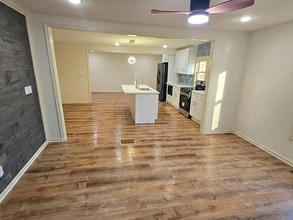 1100 S Ann St in Independence, MO - Building Photo - Building Photo