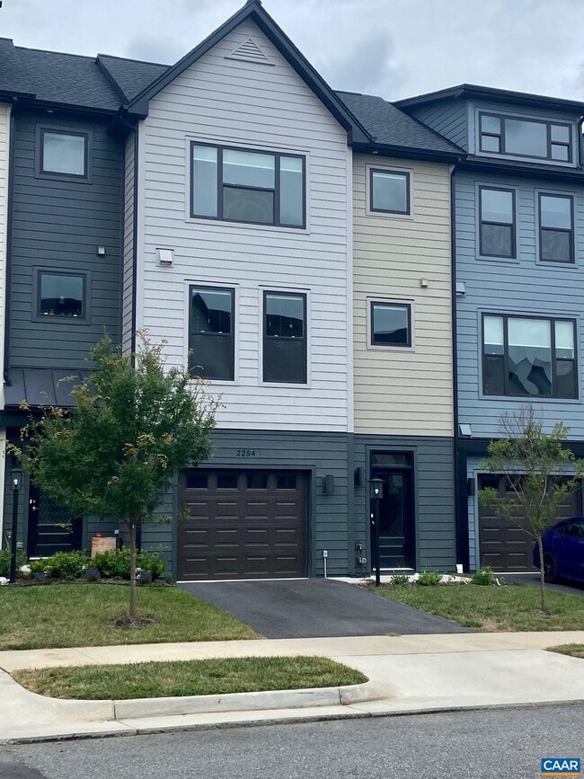 property at 2254 Fowler Cir