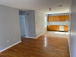 39 Downing St, Unit 39 Downing Street in Newark, NJ - Building Photo - Building Photo