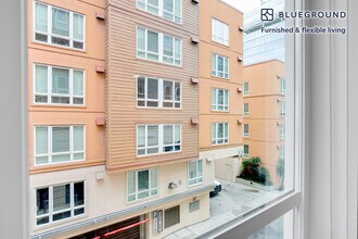 65 107th Ave SE in Bellevue, WA - Building Photo - Building Photo