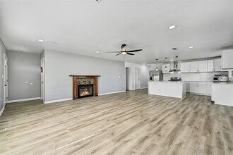 2328 Wimcrest St in Galveston, TX - Building Photo - Building Photo