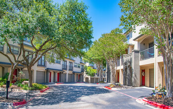 MAA Barton Creek in Austin, TX - Building Photo - Building Photo