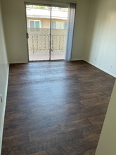2221 E Lenita Ln in Santa Ana, CA - Building Photo - Building Photo