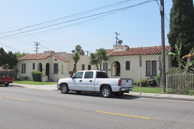 8517 Santa Fe Ave in Huntington Park, CA - Foto de edificio - Building Photo