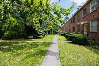 4103 Devine St in Columbia, SC - Building Photo - Building Photo