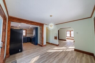 1138 W Elsie St in Appleton, WI - Building Photo - Building Photo
