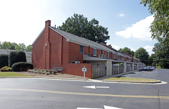 Old Towne in Charlotte, NC - Foto de edificio - Building Photo