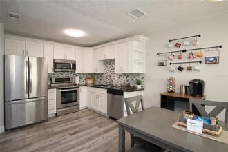 1635 Gladys St in Largo, FL - Building Photo - Building Photo