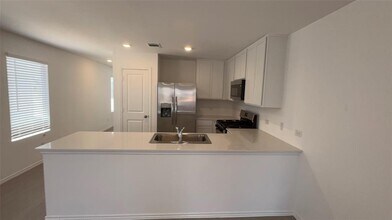 2322 Dust Devil Dr in Lockhart, TX - Building Photo - Building Photo