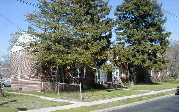 331-333 Carroll St in Orange, NJ - Foto de edificio