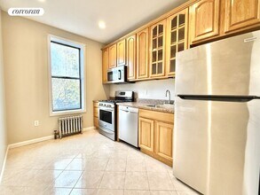 427 73rd St in Brooklyn, NY - Foto de edificio - Building Photo