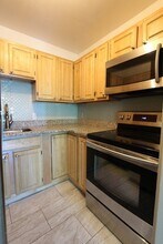 483 Massachusetts Ave, Unit 4 in Boston, MA - Building Photo - Building Photo