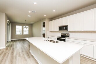 2306 Raven Rdg Rd in Minneola, FL - Foto de edificio - Building Photo