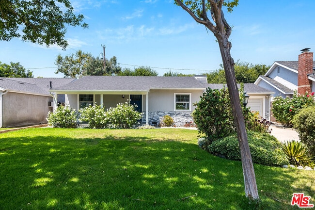 property at 707 N Rose St