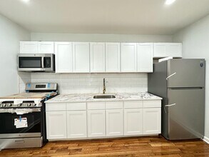 5312 W Thompson St in Philadelphia, PA - Building Photo - Building Photo