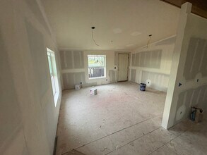 471 Cheyne Rd in Zillah, WA - Building Photo - Building Photo