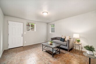 810 W Laurel St in Fort Collins, CO - Building Photo - Building Photo