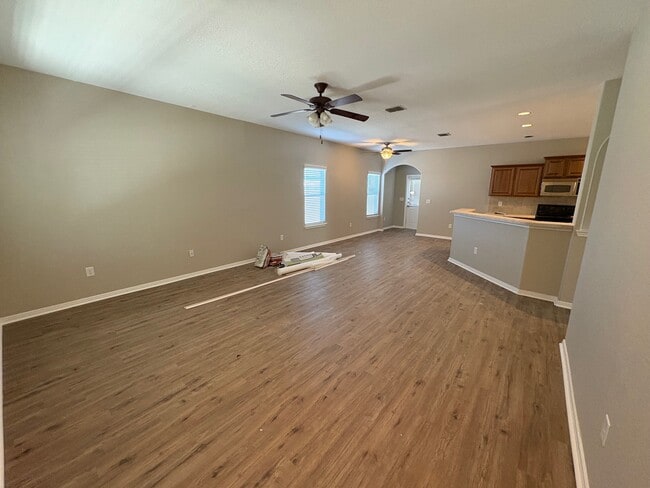 3960 Wensledale Dr in Schertz, TX - Building Photo - Building Photo