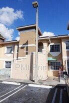 6425 SW 130th Pl in Miami, FL - Building Photo