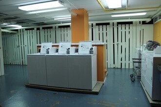 829 Dobson St, Unit 3 in Evanston, IL - Building Photo - Building Photo