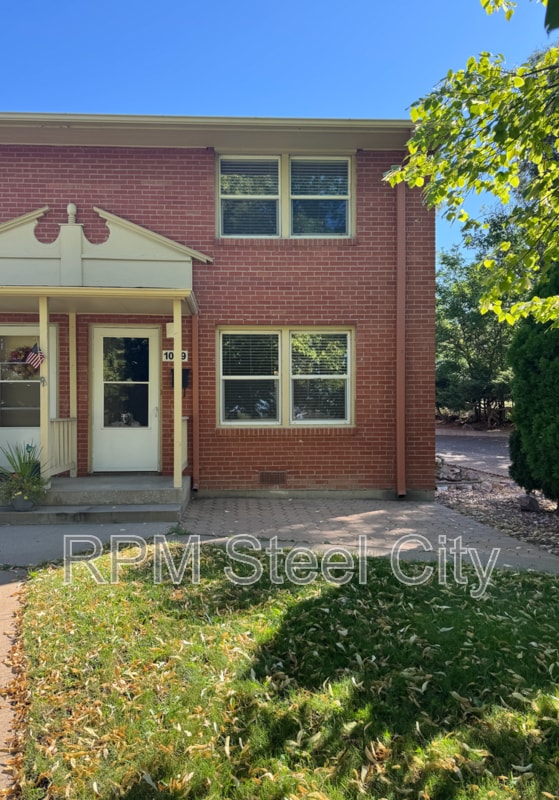 property at 1009 Constitution Rd
