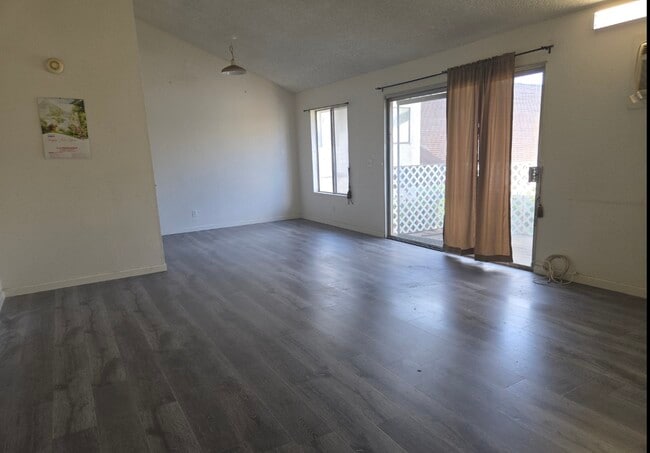property at 7322 Cerritos Ave