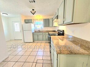 636 W Caladium Cir in Panama City Beach, FL - Building Photo - Building Photo