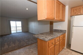 Sea Vale Bluff Apartments in Chula Vista, CA - Building Photo - Interior Photo