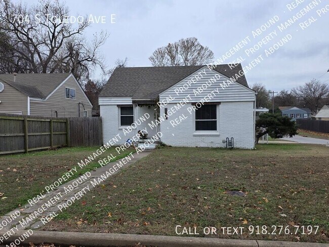 704 S Toledo Ave in Tulsa, OK - Building Photo - Building Photo
