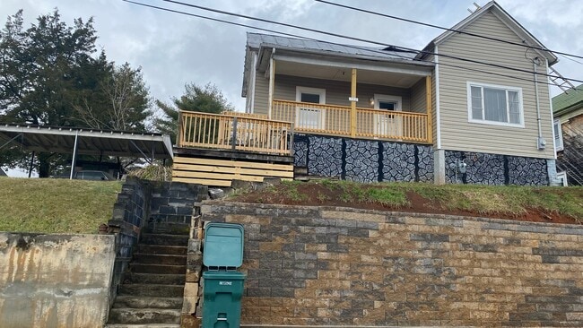 property at 732 Fairview St