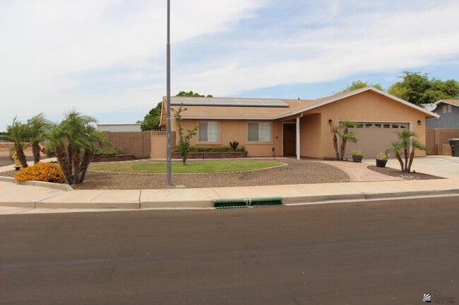 property at 2090 S 44th Dr