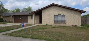 2909 Cypress Dr in Killeen, TX - Building Photo