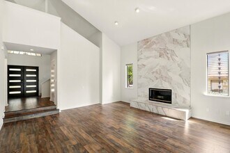 2805 Aurora in Horseshoe Bay, TX - Building Photo - Building Photo