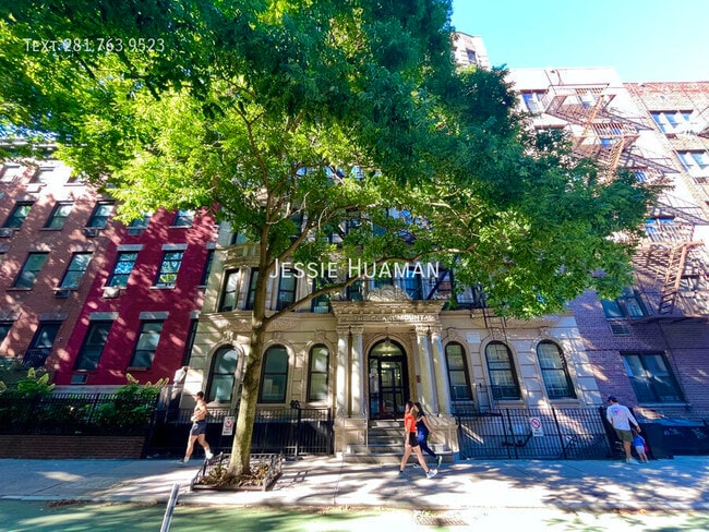 property at 229-231-231 E 12th St