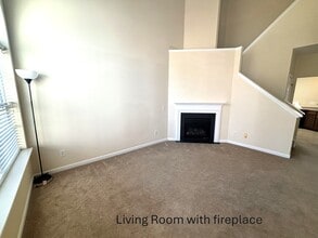 11619 Stockdale Ct in Pineville, NC - Foto de edificio - Building Photo