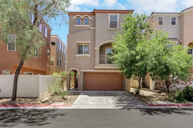 8685 Estrella Bonita Ct