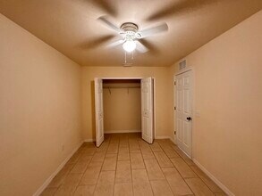 641 SE 12th Ct in Cape Coral, FL - Building Photo - Building Photo