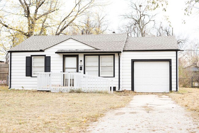 property at 4681 S Sycamore Ave