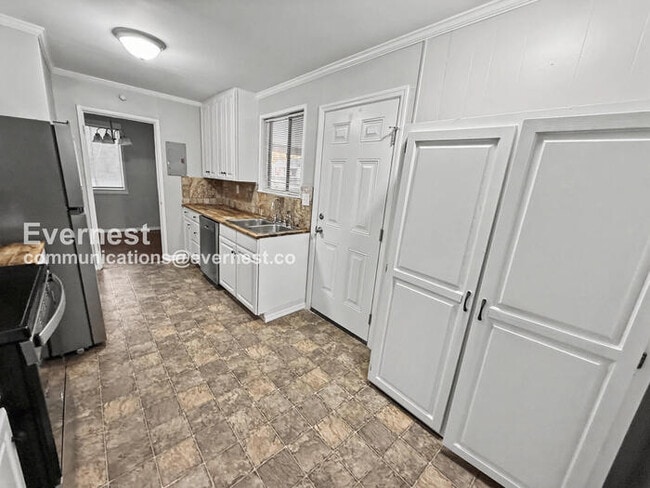 3056 Highland Dr in Birmingham, AL - Building Photo - Building Photo