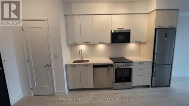 75 James St S in Hamilton, ON - Building Photo - Building Photo