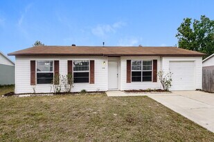 1548 E Powder Horn Rd in Titusville, FL - Building Photo